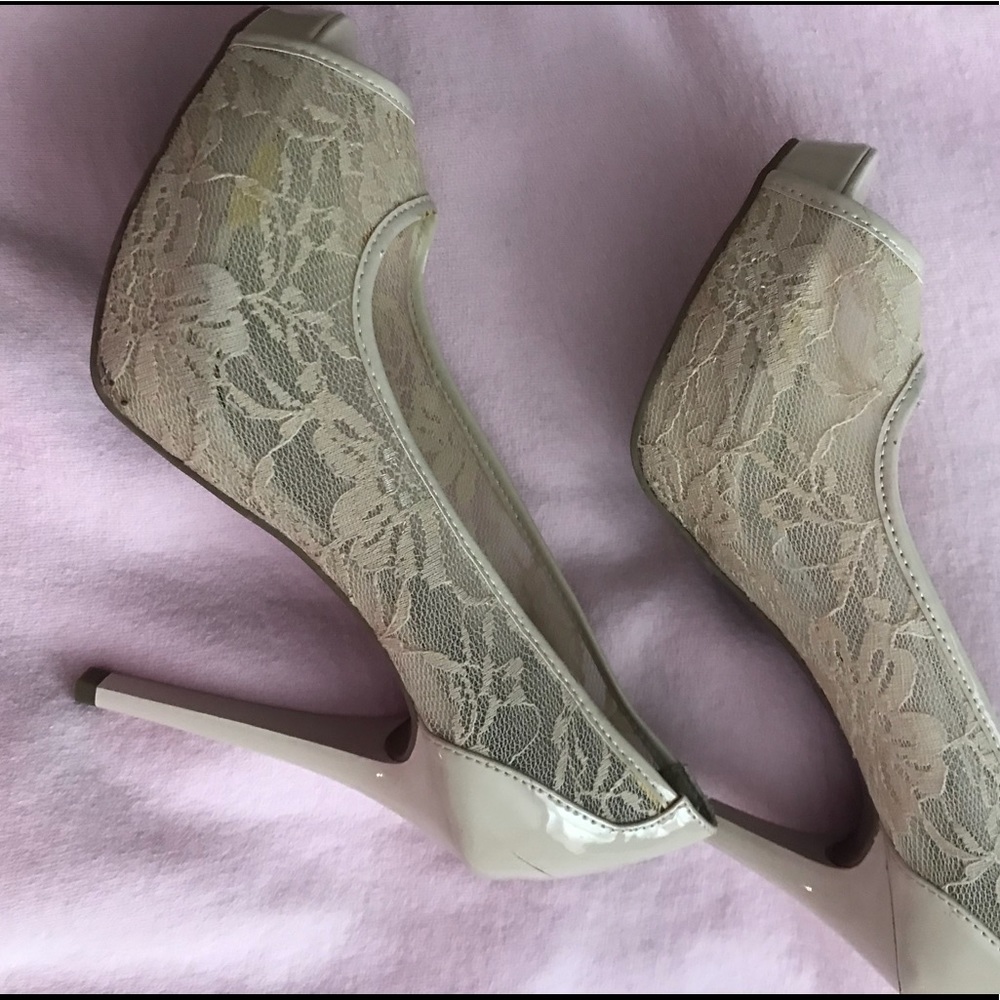 Guess pink heels